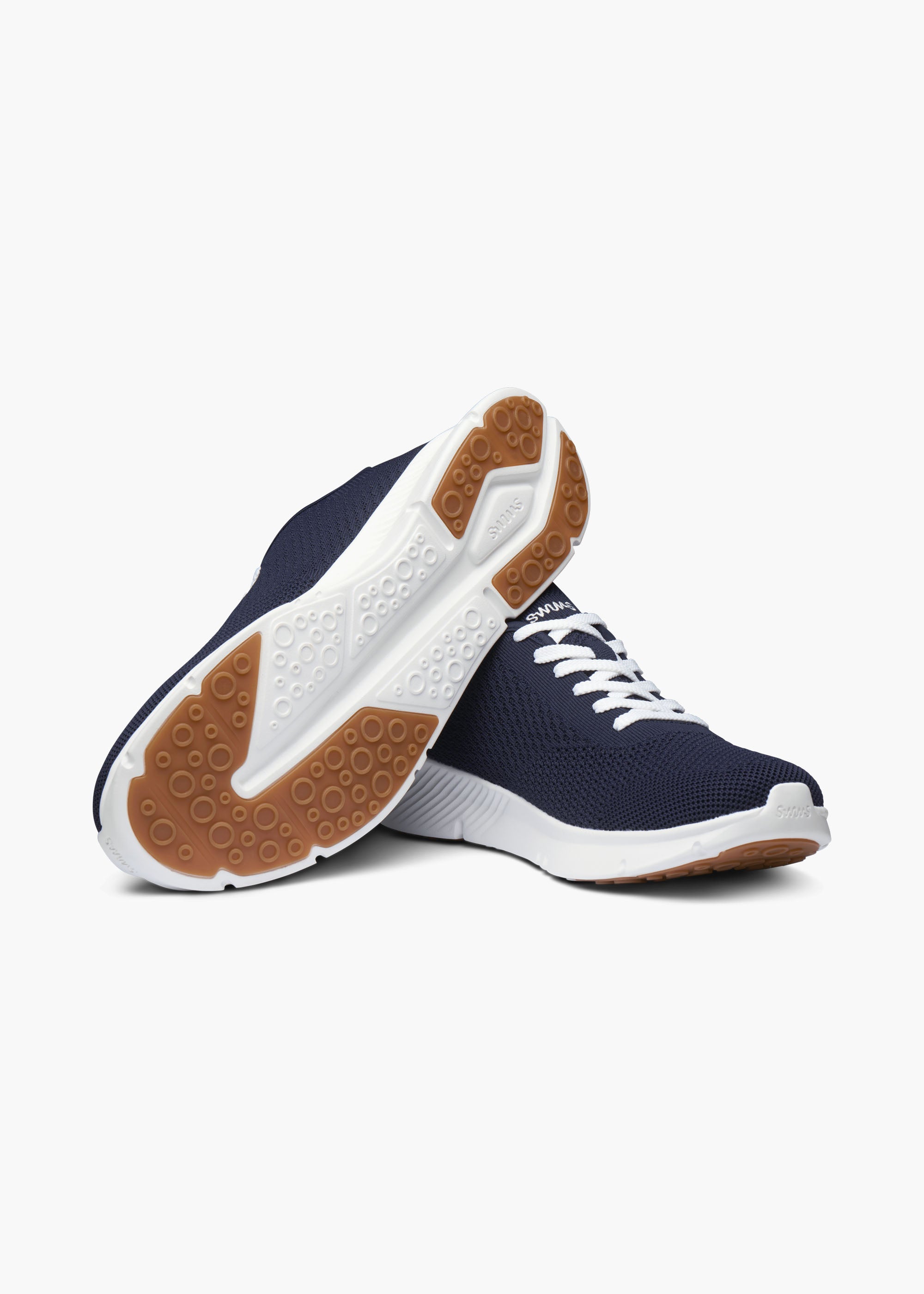 Mare Trainer - background::white,variant::Navy